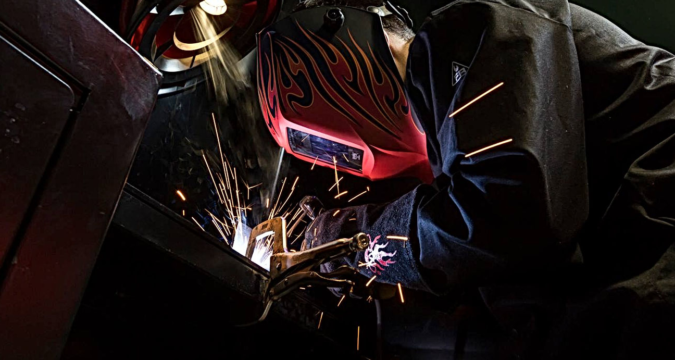 Gas Regulators And Welding Machines: Essential Tools For Seamless Metal Fabrication